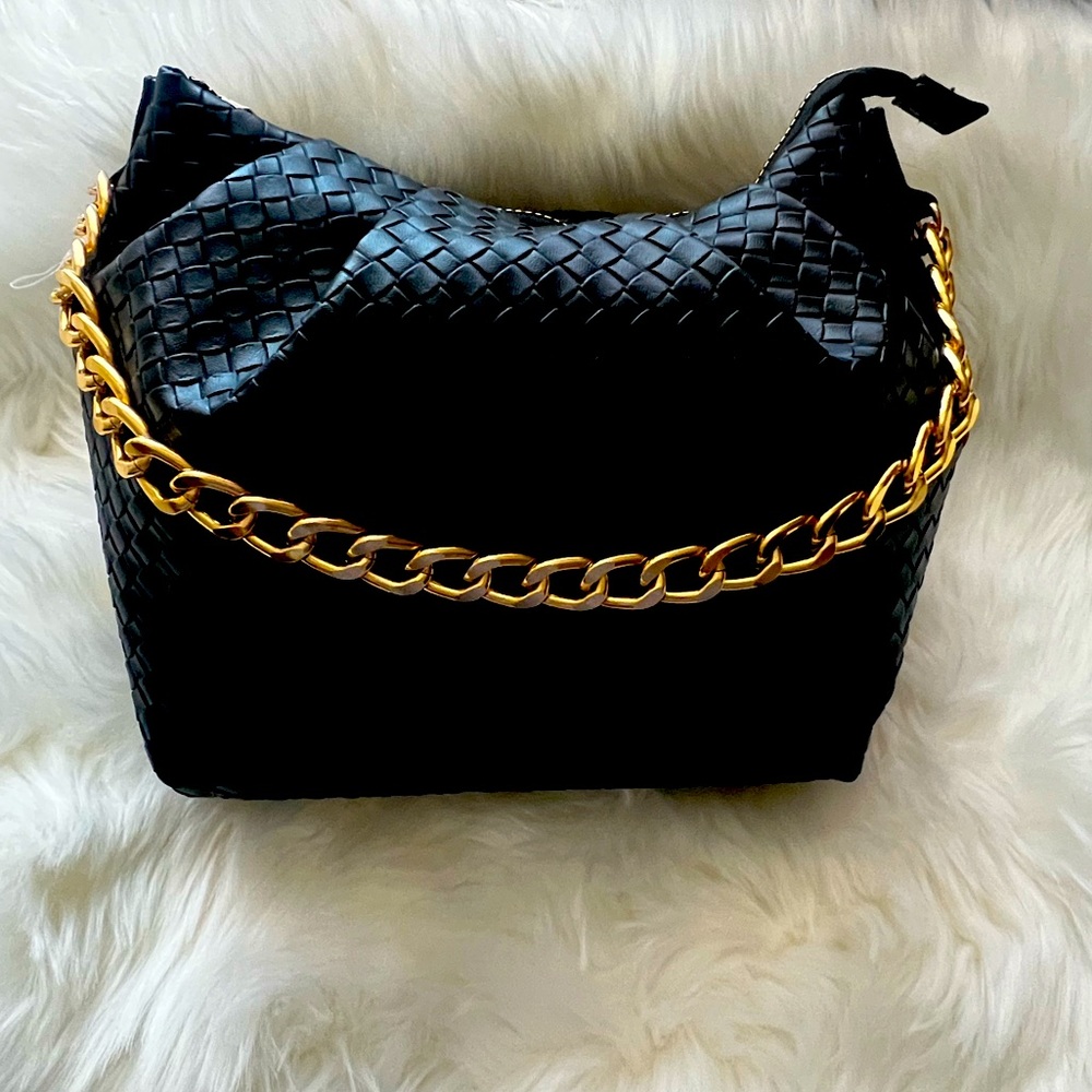 Shoulder fashion statement purse